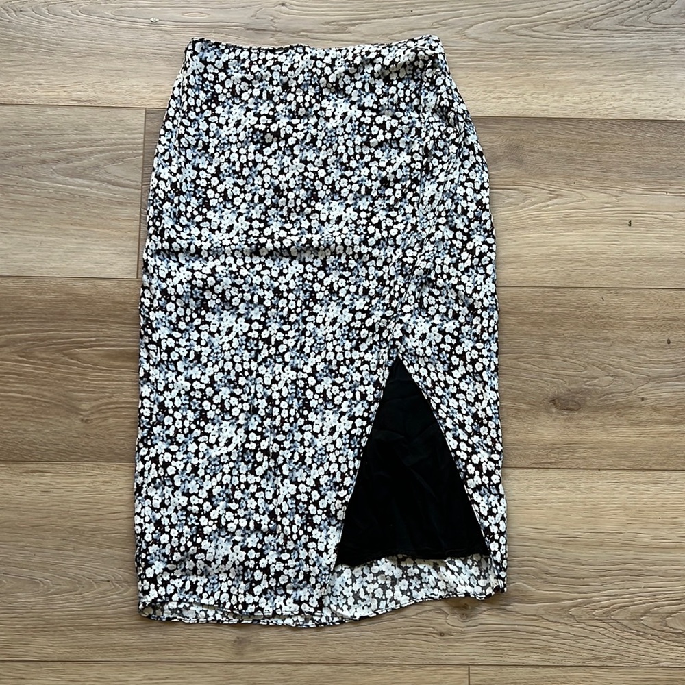 Abercrombie & Fitch Midi Skirt